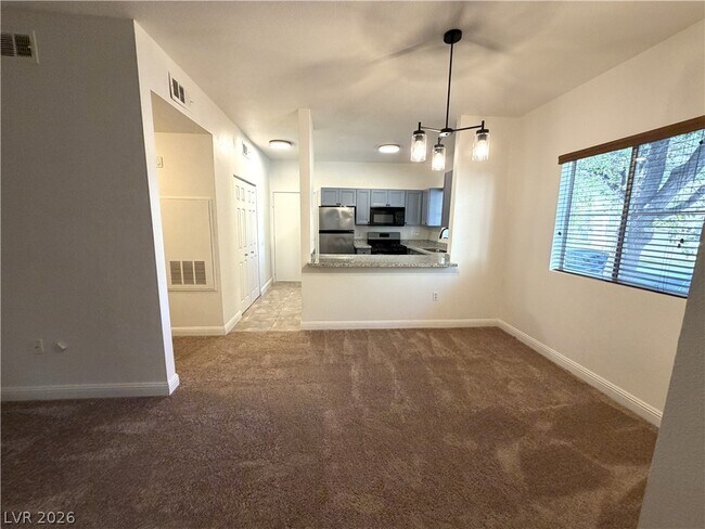 Building Photo - 5250 S Rainbow Blvd