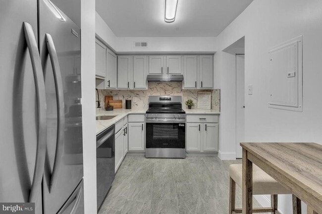 Building Photo - 201 Timber Creek Rd