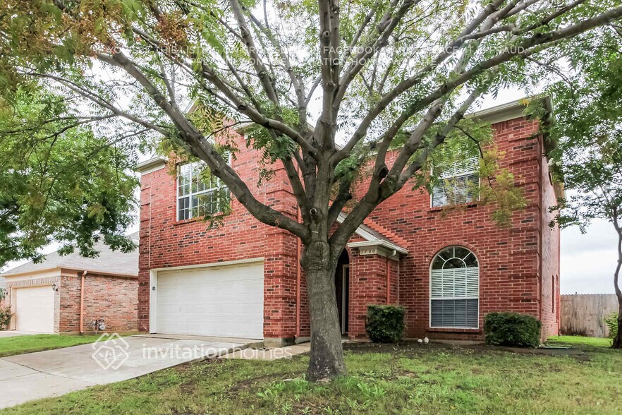 Building Photo - 1700 Lansdale Dr
