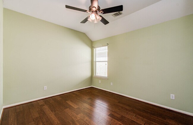 Building Photo - 13558 Fawn Lily Dr