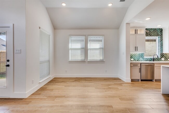 Building Photo - 3308 Lakestriker Rd