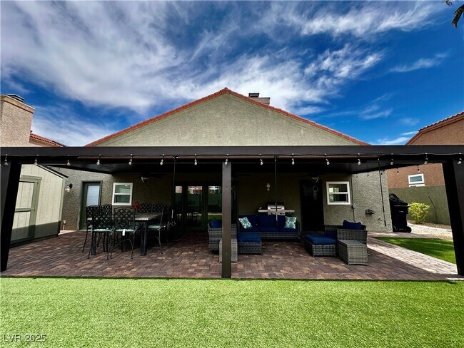 Building Photo - 41 Stone Cress Dr