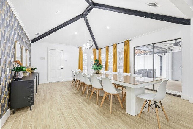 Building Photo - 3705 Trilogy Dr