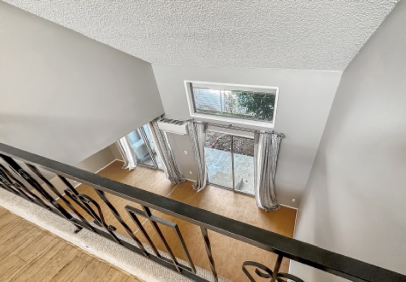 Building Photo - 405 NE 85th St