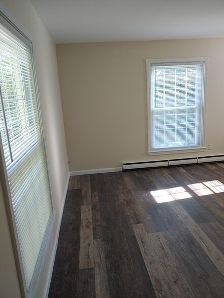 Building Photo - 613 Garfield Ave