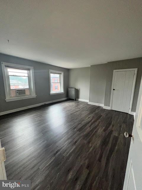 Building Photo - 131 W Miner St