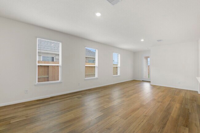 Building Photo - 4908 Vida Vis Dr