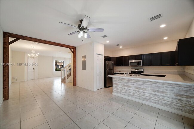 Building Photo - 11508 SW 248th Ln