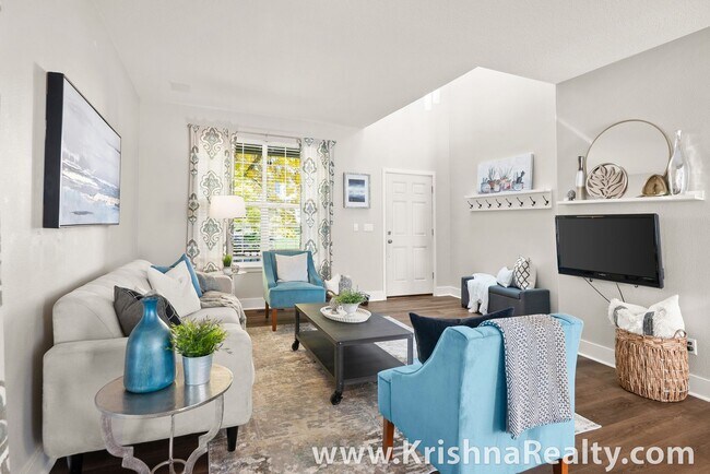 Building Photo - Beautiful 4 BD* 2.5 BA* Single Family Home...