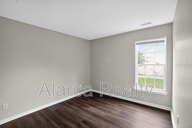 Building Photo - 154 Pleasant Grove Ln