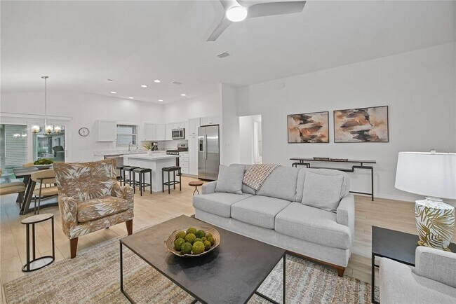 Building Photo - 7661 Rutherford Ln