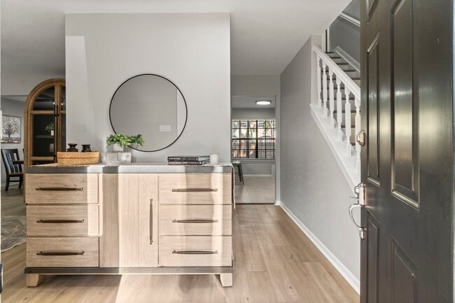 Building Photo - 105 Eagle Rock Cir