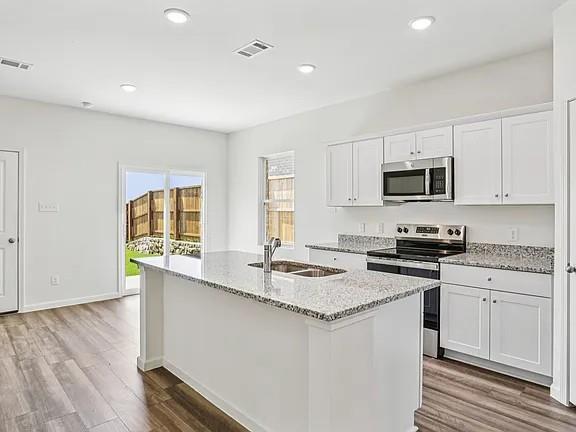 Building Photo - 152 Mullen Wy