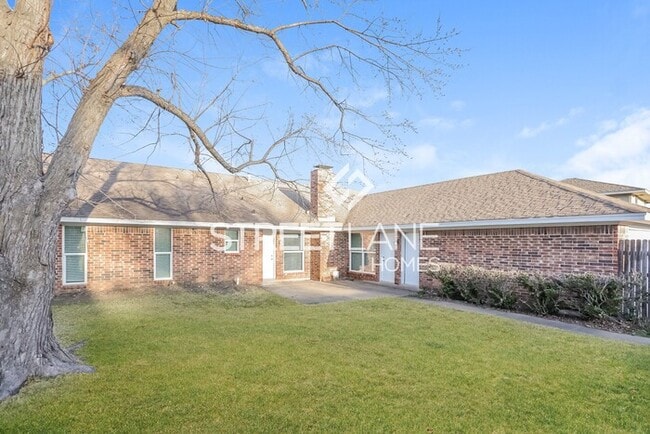 Building Photo - REDUCED!- Charming 3 bedroom in Garland!