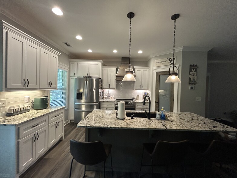 Kitchen - 964 Ware Rd