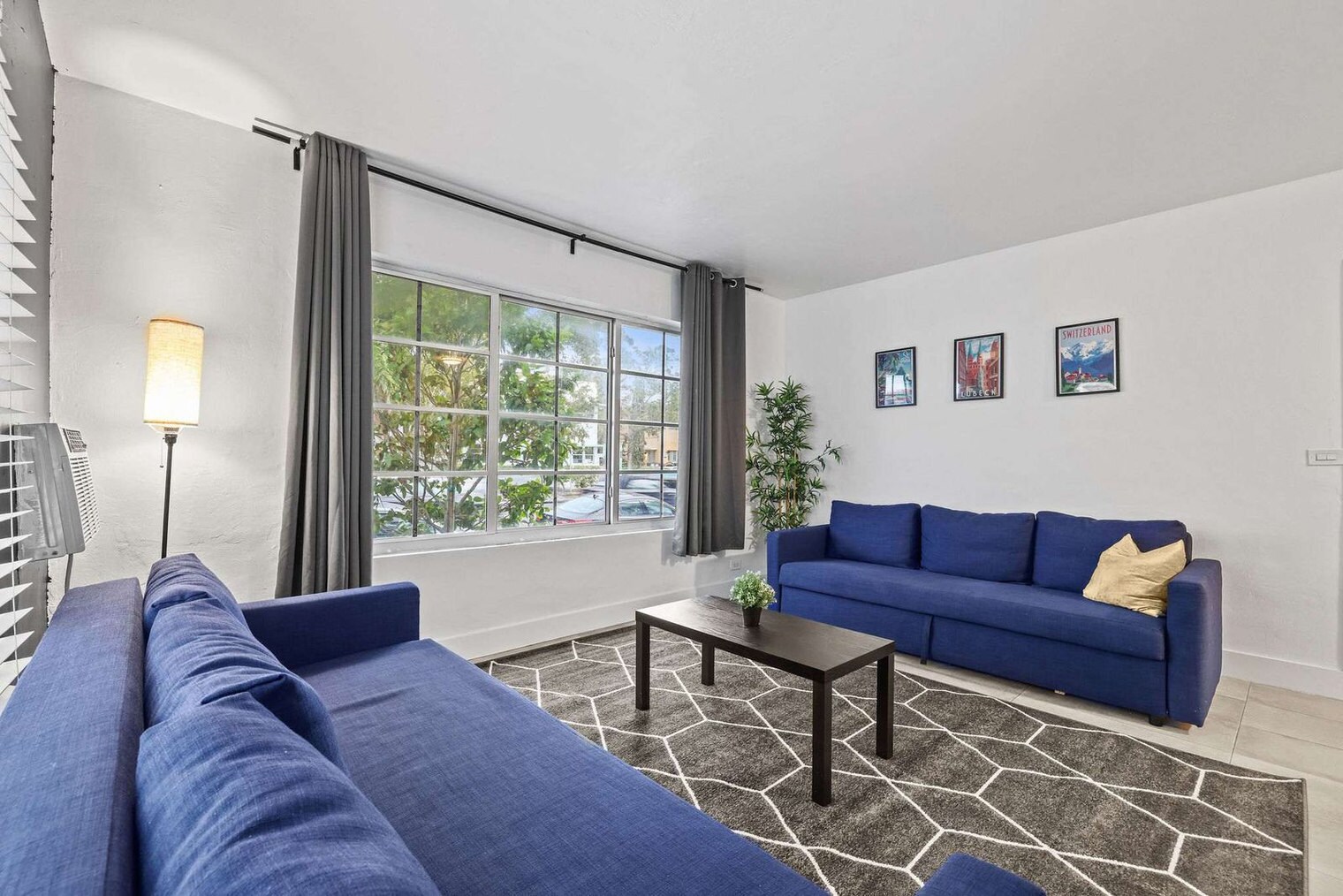 Building Photo - 7340 Harding Ave