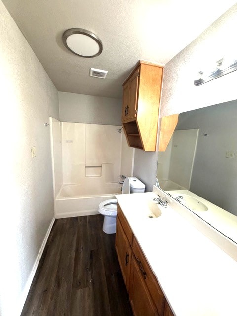 Building Photo - 218 Ave F