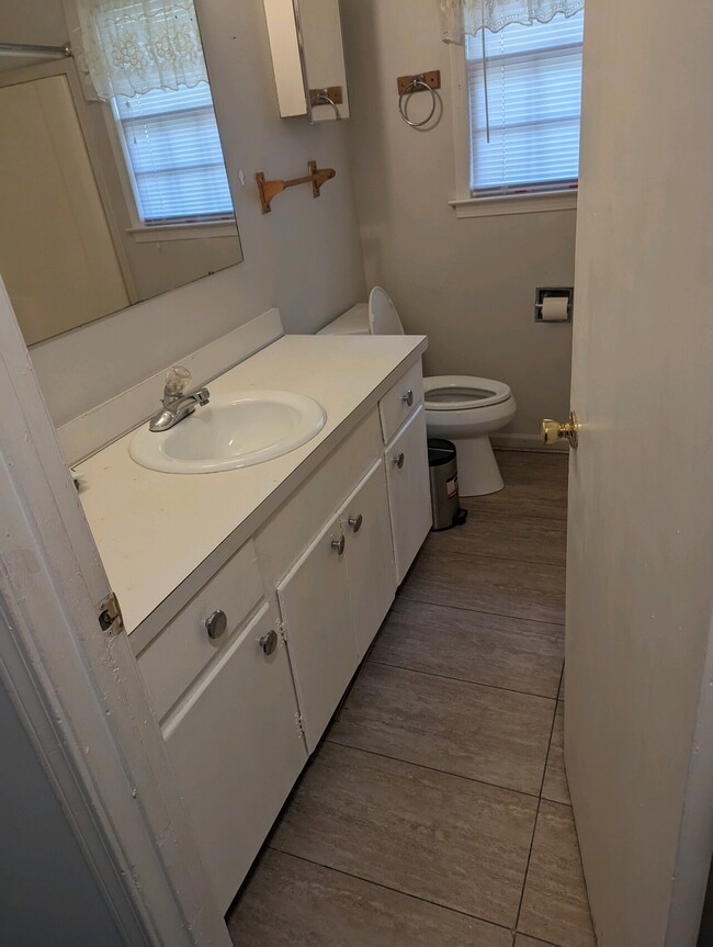 Building Photo - 1 Burgess Ct.