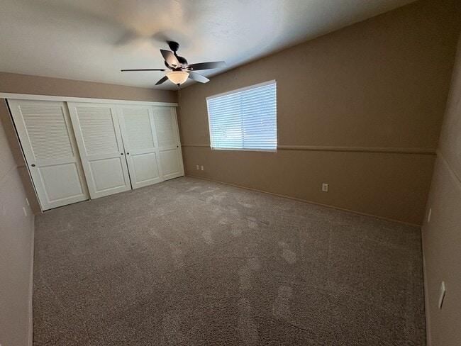 Building Photo - Highly sought community of Colonia Verde
