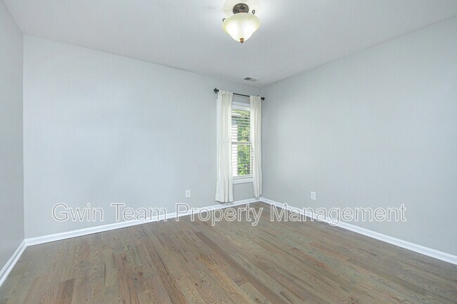 Building Photo - 1199 Harvest Brook Dr NE