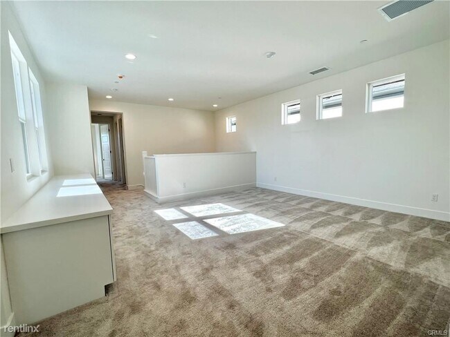 Building Photo - 5 br, 5 bath Condo - 106 Draw