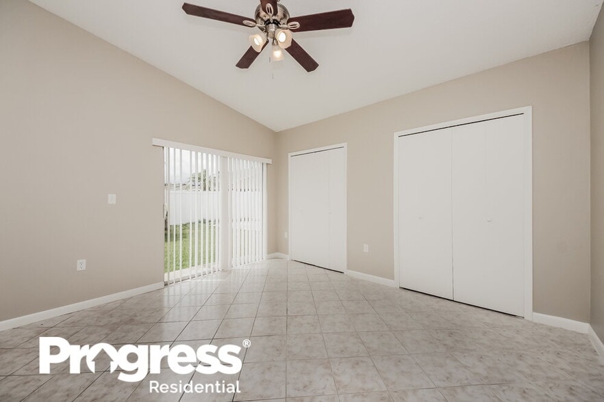 Building Photo - 12127 Dakota Woods Ln