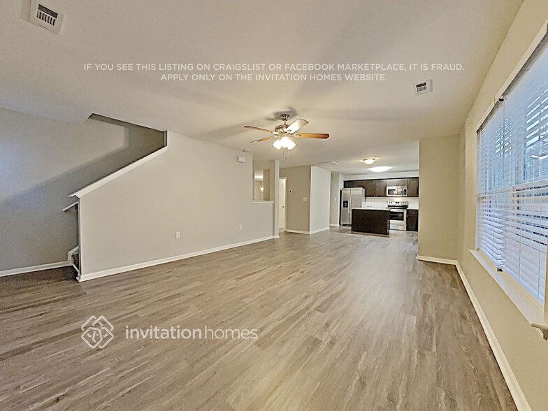 Building Photo - 5419 Graypark Dr