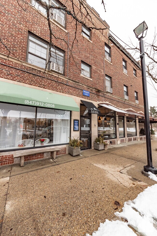 Building Photo - 485 Roger Williams Ave