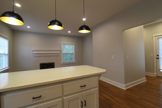 Building Photo - 3 Bedroom 2.5 Bath In Kansas City, Kansas