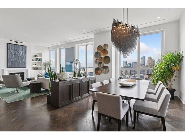 Building Photo - 1111 W River Pkwy