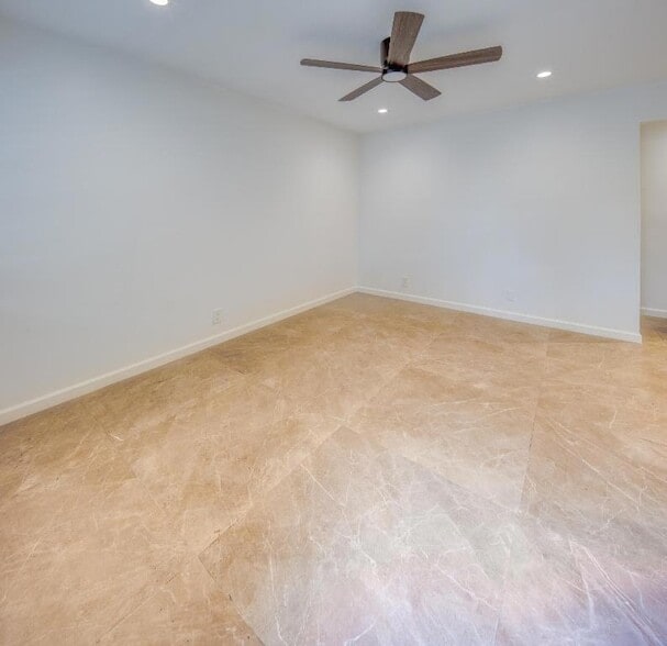 Building Photo - 202 Ocean Breeze