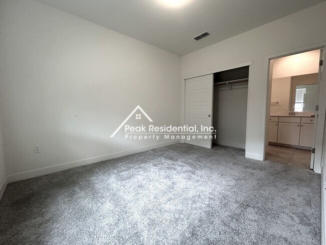 Building Photo - 5725 Harveston Wy