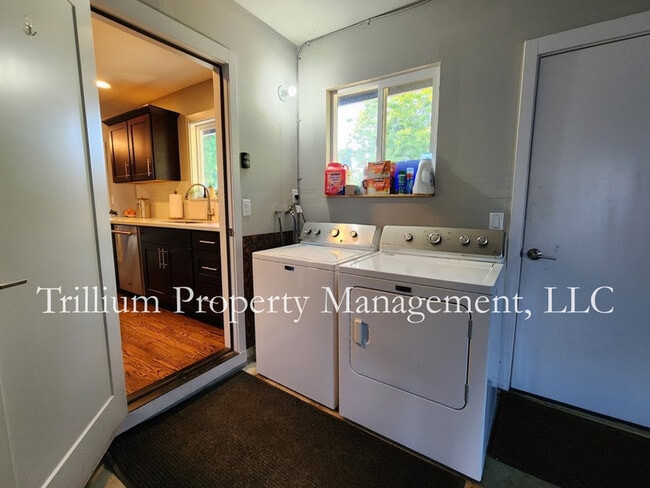 Building Photo - 3929 N Kiska St