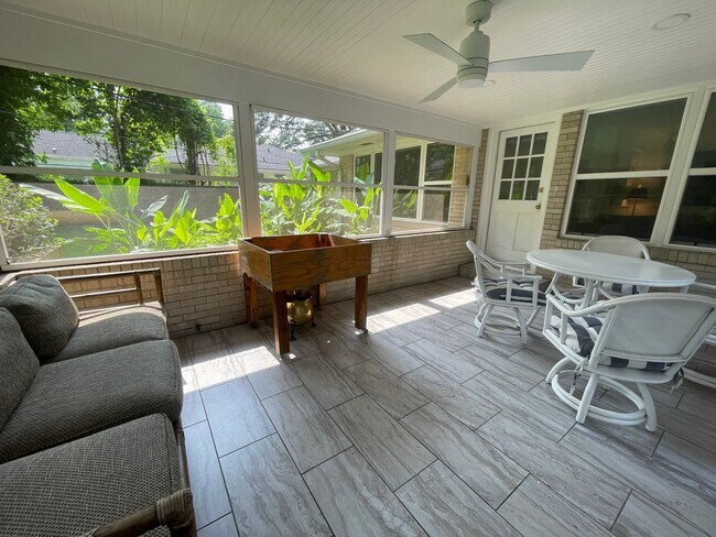 Building Photo - South Highland Beauty! This Is The One To ...