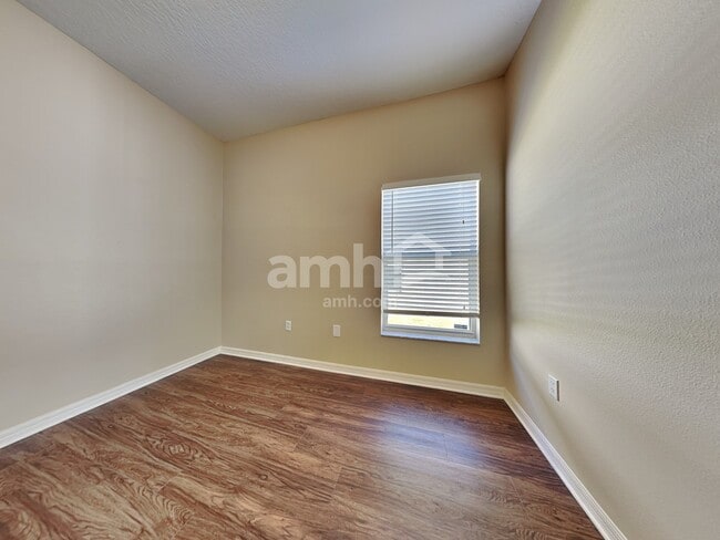 Building Photo - 12010 Fern Blossom Dr