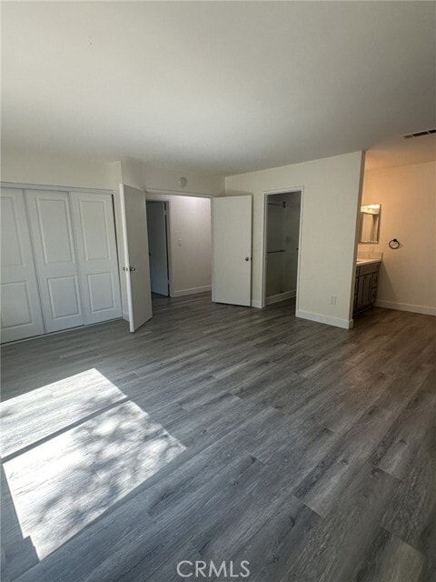 Building Photo - 610 Laguna Dr
