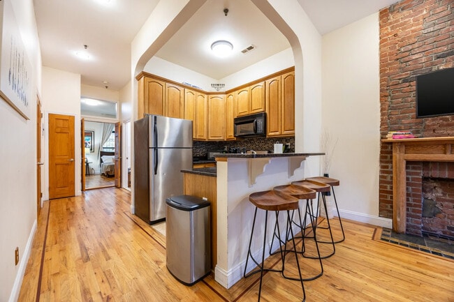 Building Photo - 112 W 136th St