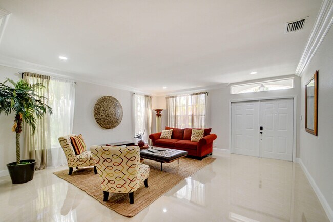Building Photo - 4006 Bahia Isle Cir