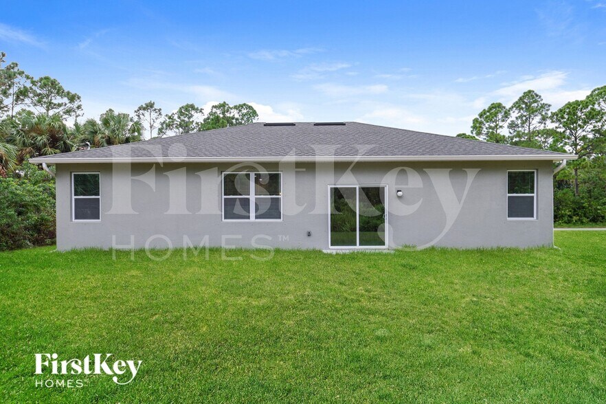 Building Photo - 2703 Flintstone Ave SE