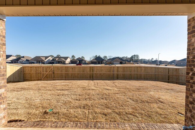 Building Photo - 102 Waltrip Dr