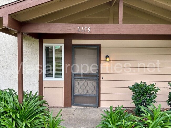 Building Photo - 2158 S Mountain Ave