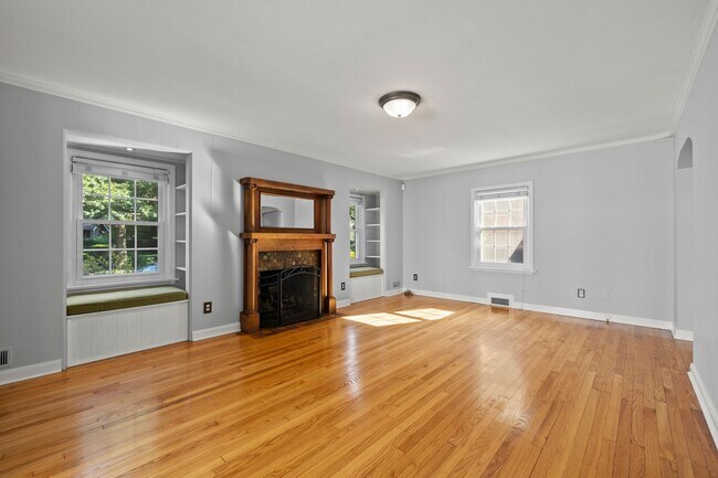 Building Photo - 181 Amazon Pl