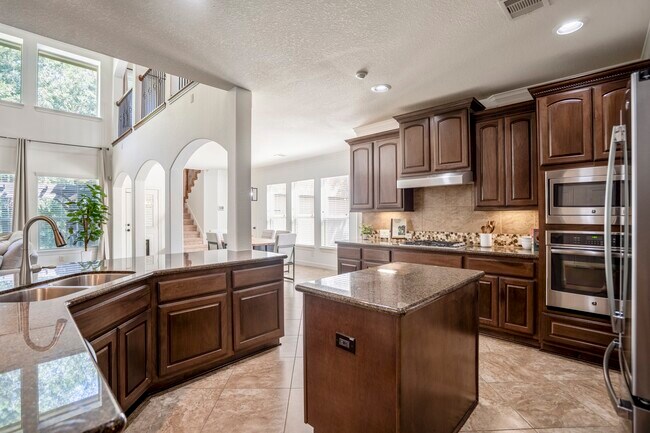 Building Photo - 11306 Longmire Creek Ct