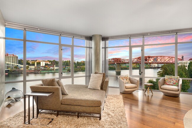 Building Photo - 1260 NW Naito Pky