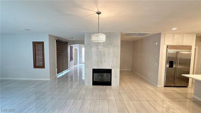 Building Photo - 5273 Candlespice Way
