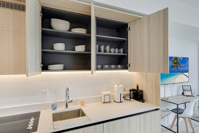 Building Photo - 40 NW 3rd St