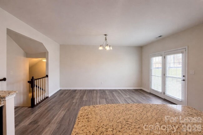 Building Photo - 3014 Potomac River Pkwy