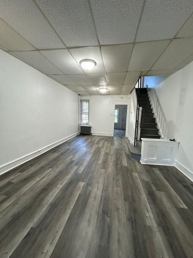 Building Photo - 1243 Dayton St