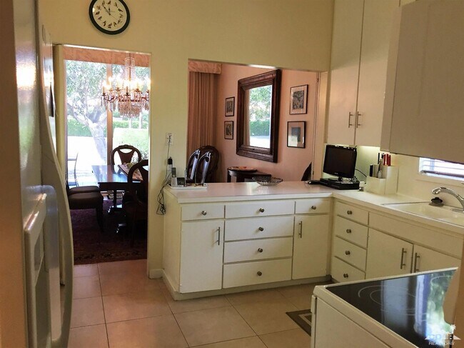 Building Photo - 47483 Marrakesh Dr