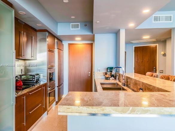 Building Photo - 450 Alton Rd